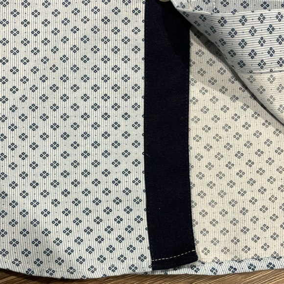 Alex Vando Men’s Button Down Shirt- Small - Picture 5 of 8